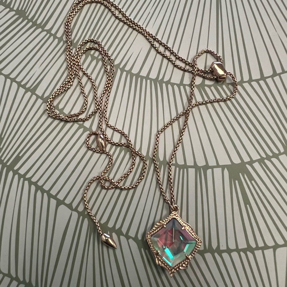 Kendra Scott Rose gold Kacey necklace